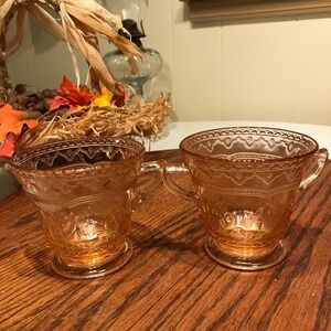 Pink/Amber Depression Glass Creamer and‎ Sugar Bowl